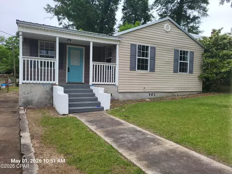2916 Wynn St, Marianna, FL 32446