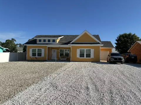 623 Gulf Aire Dr, Port St Joe, FL 32456