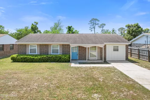 1811 Calhoun Ave, Panama City, FL 32405