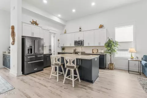 Kitchen - 45 Grande Pointe Dr, Inlet Beach, FL 32461 photo 5 of 6