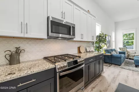 Kitchen - 45 Grande Pointe Dr, Inlet Beach, FL 32461 photo 2 of 6