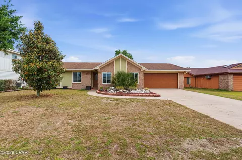 116 Derby Woods Dr, Lynn Haven, FL 32444