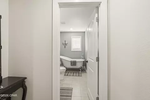 Entry Way - 2458 County Highway 3280, Freeport, FL 32439 photo 4 of 9