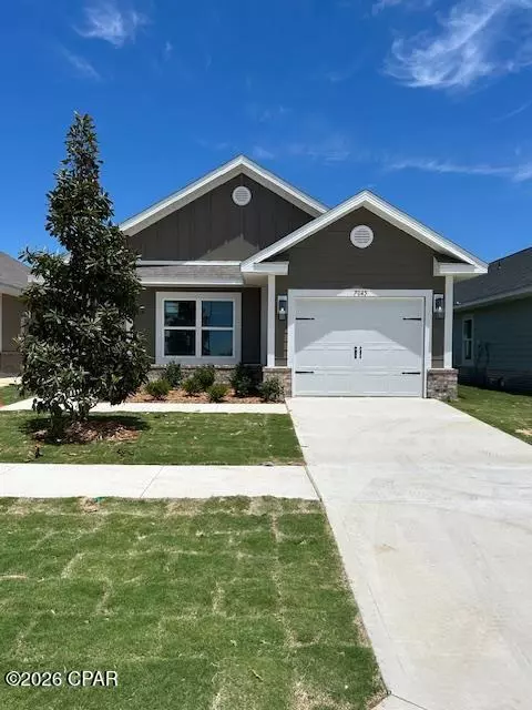 7045 Traditions Dr, Panama City, FL 32404