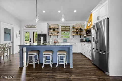 Kitchen - 434 Tinker Ln, Chipley, FL 32428 photo 1 of 4