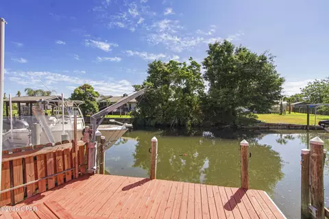 1359 Capri Dr, Panama City, FL 32405