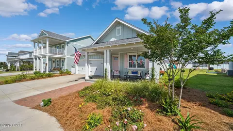 2100 Royal Tern St, Panama City, FL 32405