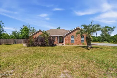 7637 Kingswood Rd, Panama City, FL 32409