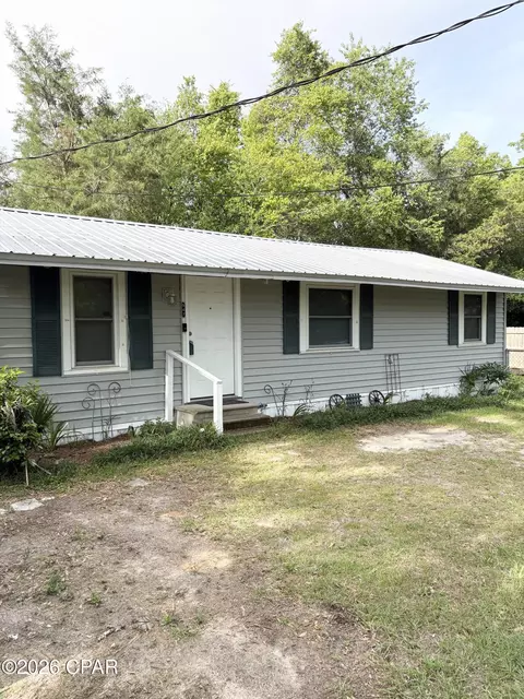 947 11th Ave, Graceville, FL 32440