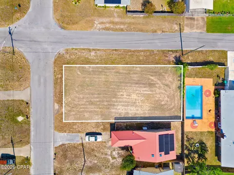 6412 Omoko St, Panama City, FL 32404