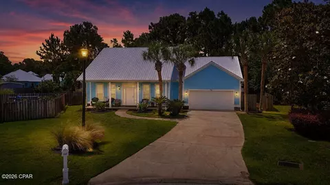 702 Lyndell Pl, Panama City, FL 32407