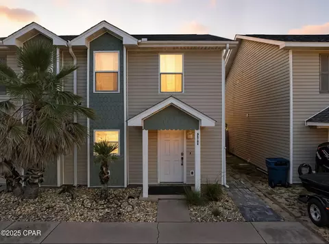 2704 W 12th St #A, Panama City, FL 32401