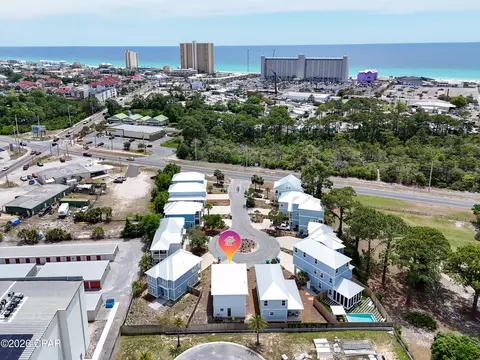 2701 Lagoon Manor Dr, Panama City, FL 32408