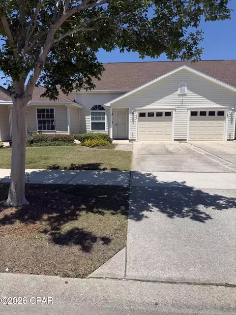 3122 Meadow St, Lynn Haven, FL 32444