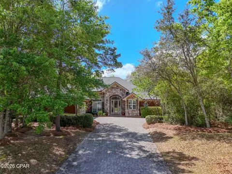 140 Lake Merial Trl, Southport, FL 32409