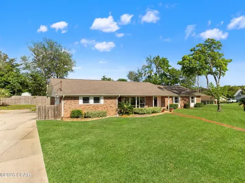 16400 Castile Ave, Panama City Beach, FL 32413