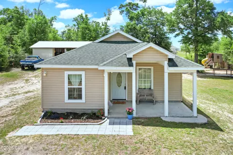 8106 Starling Rd, Youngstown, FL 32466