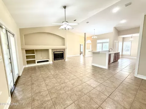 Living - 480 Windswept Blvd, Freeport, FL 32439 photo 2 of 6