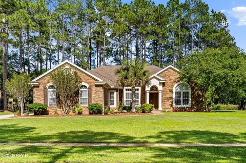 480 Windswept Blvd, Freeport, FL 32439