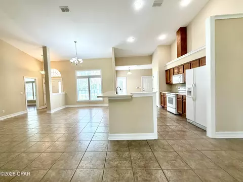 Living - 480 Windswept Blvd, Freeport, FL 32439 photo 3 of 6