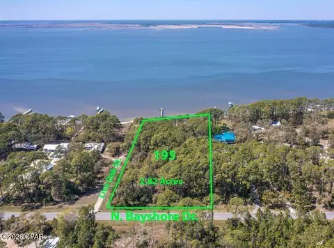195 N Bayshore Dr, East Point, FL 32328