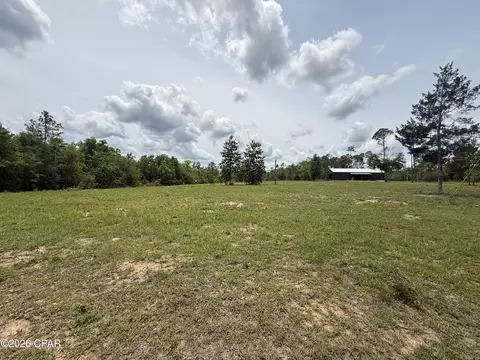 101 Silver Lake Rd, Marianna, FL 32448