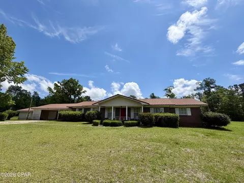1960 Inwood Rd, Grand Ridge, FL 32442