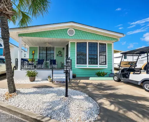 384 Red Snapper Ln, Panama City Beach, FL 32408