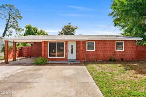 1900 Beck Ave, Panama City, FL 32405