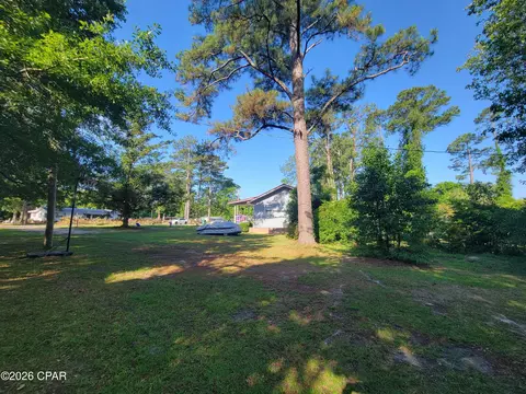 Exterior - 5184 13th Ave, Malone, FL 32445 photo 12 of 13
