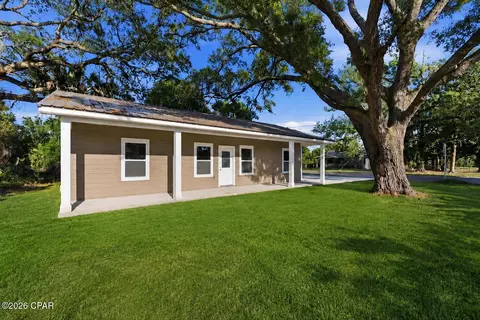 2201 E 6th St, Panama City, FL 32401