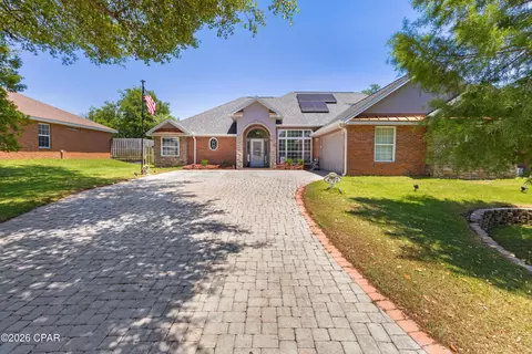 4702 Grants Mill Dr, Lynn Haven, FL 32444