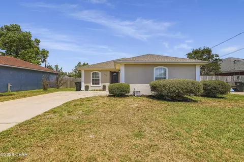 1205 Vermont Ave, Lynn Haven, FL 32444