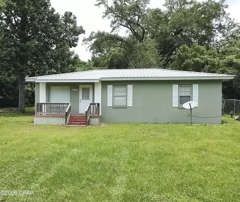 4298 South St, Marianna, FL 32448