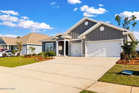 424 Albert Meadow Ln, Panama City, FL 32404