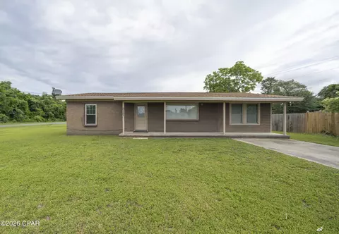 2131 E 26th St, Panama City, FL 32405