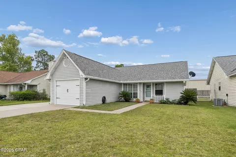 102 Heritage Cir, Panama City Beach, FL 32407