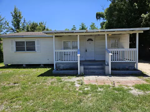 2312 E 17th St, Panama City, FL 32405