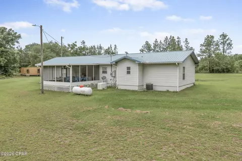 Exterior - 2809 Roche Rd, Chipley, FL 32428 photo 5 of 7