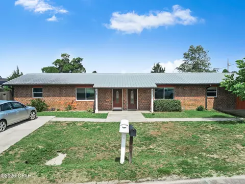 5111 Hagin Dr, Panama City, FL 32404