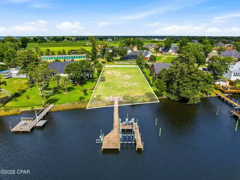 504 Colorado Ave, Lynn Haven, FL 32444