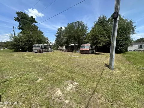 6965 Blossom Hill Rd, Wewahitchka, FL 32465