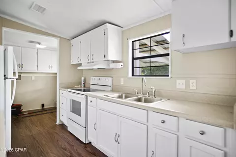 10461 NW 1st St, Bristol, FL 32321 photo 7