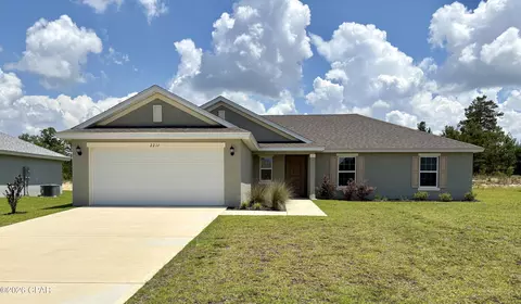 2211 Chase St, Chipley, FL 32428