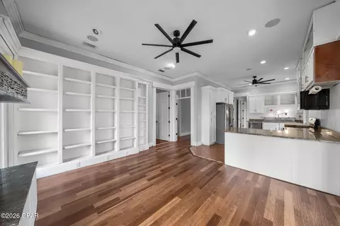Living - 24197 NW Pine Tree Trl, Fountain, FL 32438 photo 3 of 11