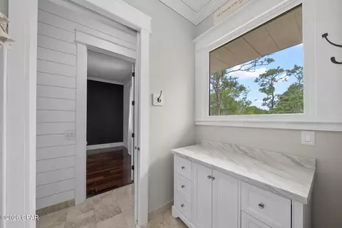 Entry Way - 24197 NW Pine Tree Trl, Fountain, FL 32438 photo 3 of 3