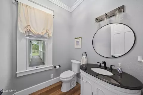 Bath - 24197 NW Pine Tree Trl, Fountain, FL 32438 photo 1 of 7