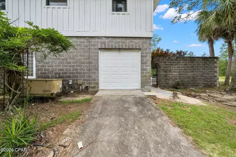 Exterior - 24197 NW Pine Tree Trl, Fountain, FL 32438 photo 10 of 13