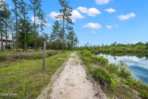 View/Area - 24197 NW Pine Tree Trl, Fountain, FL 32438 photo 4 of 8