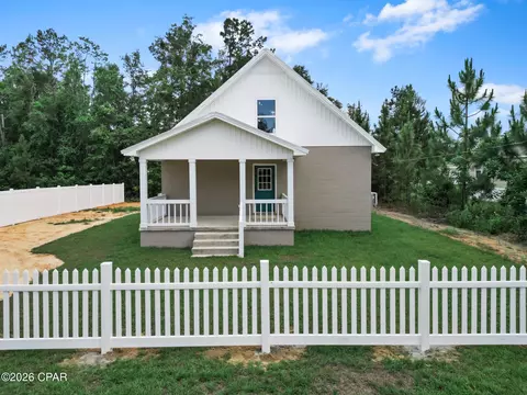 10477 NW Azalea St, Bristol, FL 32321
